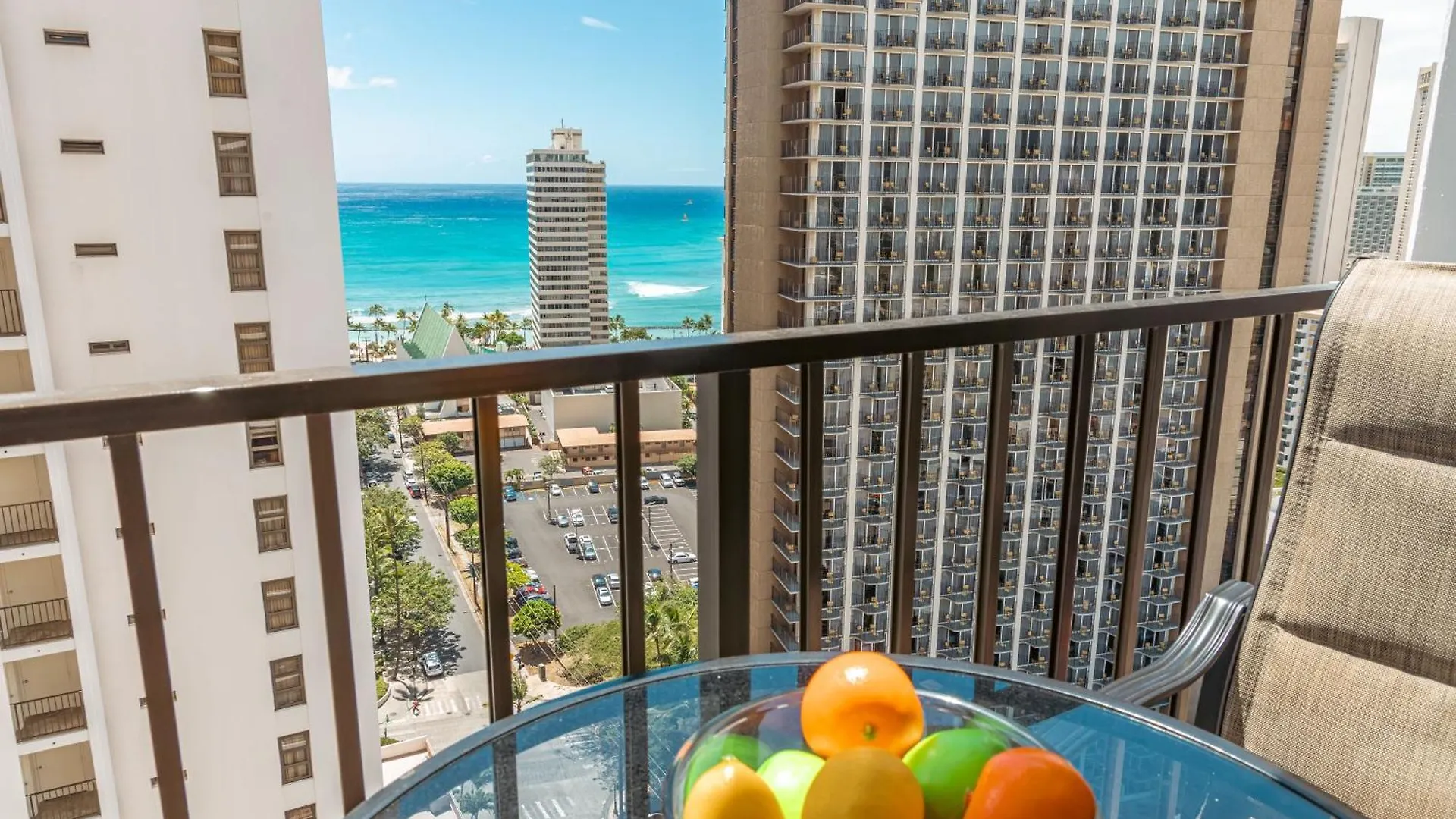דירות הונולולו Charming 1Br: Waikiki Banyan, Ocean View + Parking
