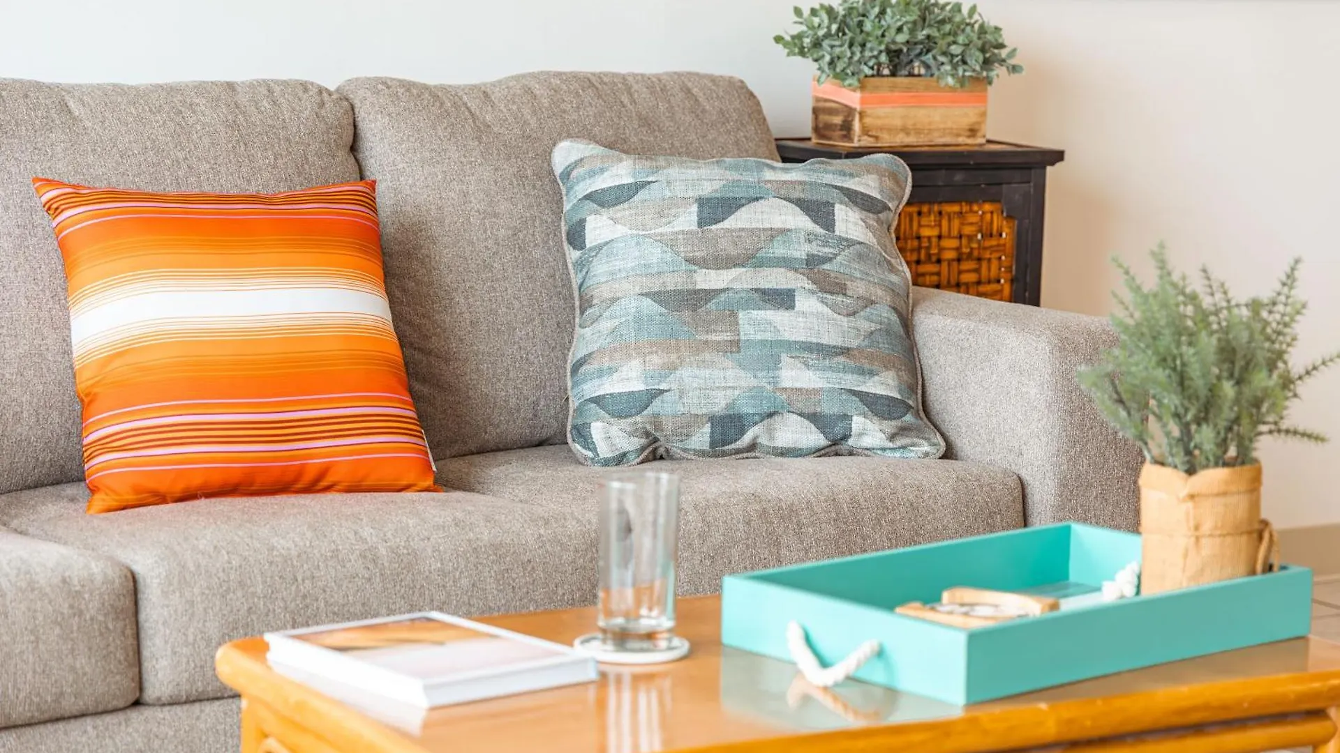 דירות הונולולו Charming 1Br: Waikiki Banyan, Ocean View + Parking